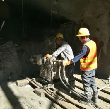 墨竹工卡水下抗分散灌浆料特点 水下不分散注浆料介绍